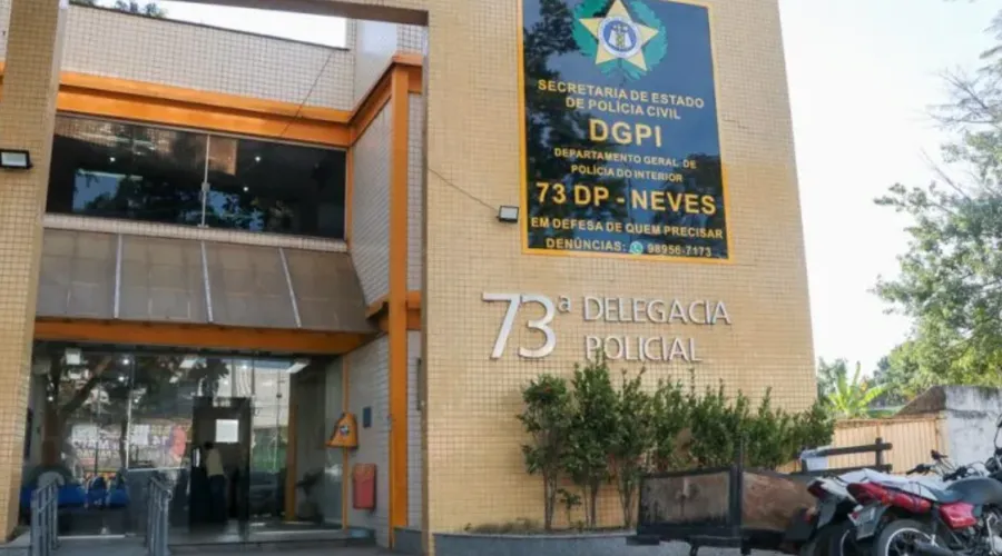 Jovem foi levado para a Delegacia de Neves (73ª DP), em São Gonçalo