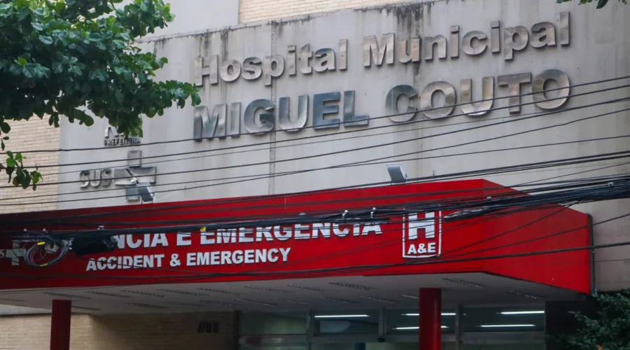 Vítima foi transferida para o Hospital Miguel Couto, onde passou por cesariana