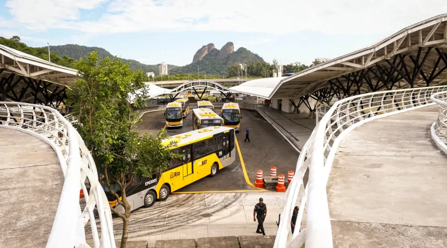 Lançamento dos novos BRTs Transolímpica