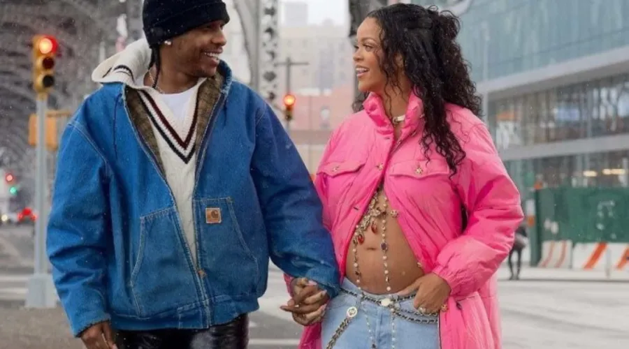 Rihanna iniciou um romance com o rapper A$AP Rocky em 2020