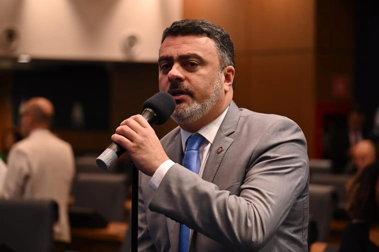 Audiência pública foi convocada pelo deputado Vitor Junior (PDT)