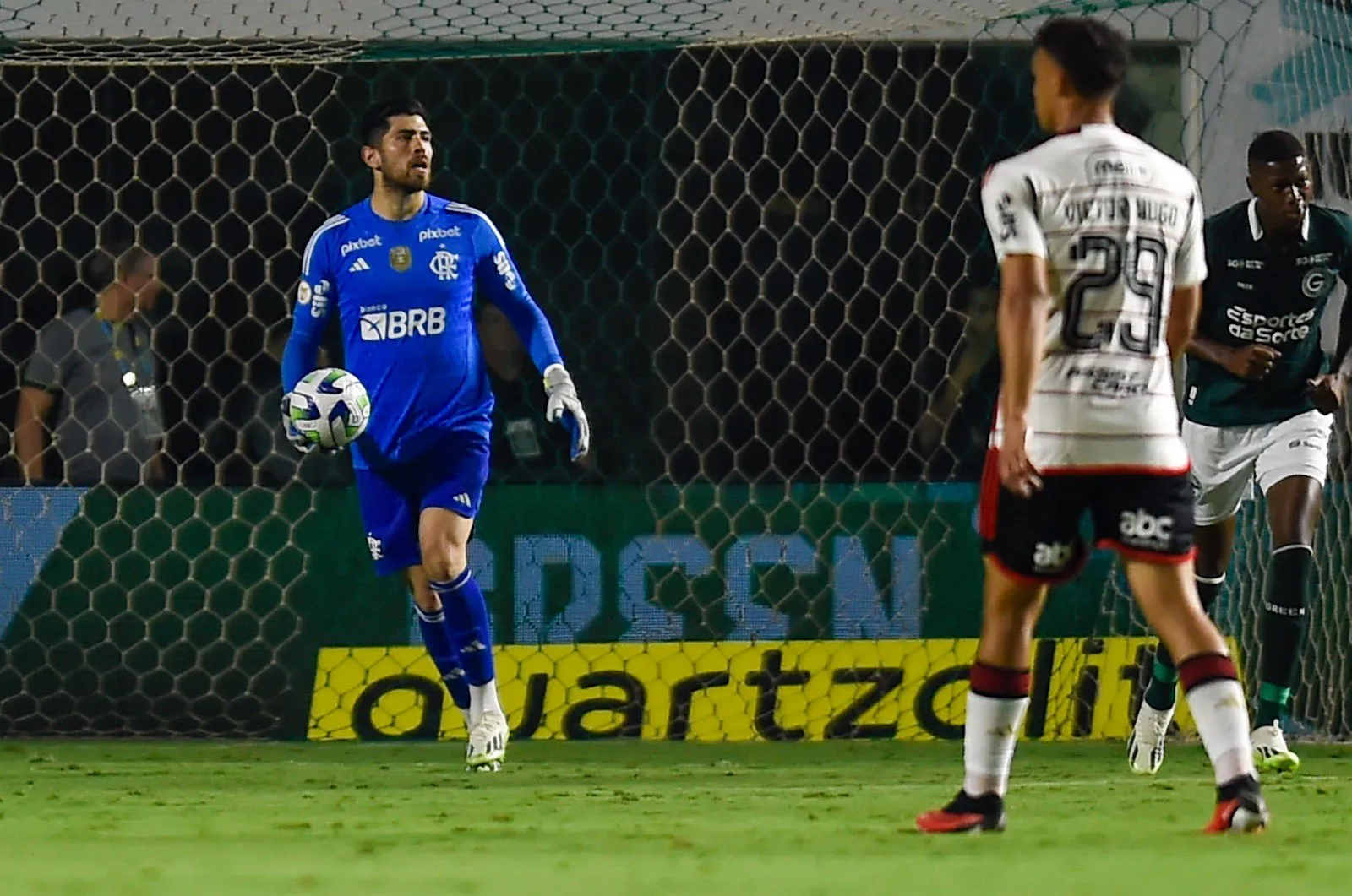 Flamengo e Goiás não apresentaram boa performance em campo