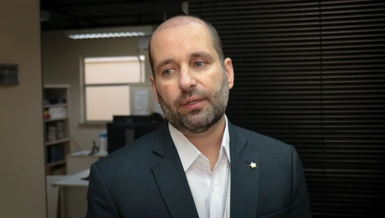 O delegado André Leiras informou que o crime não cabe fiança
