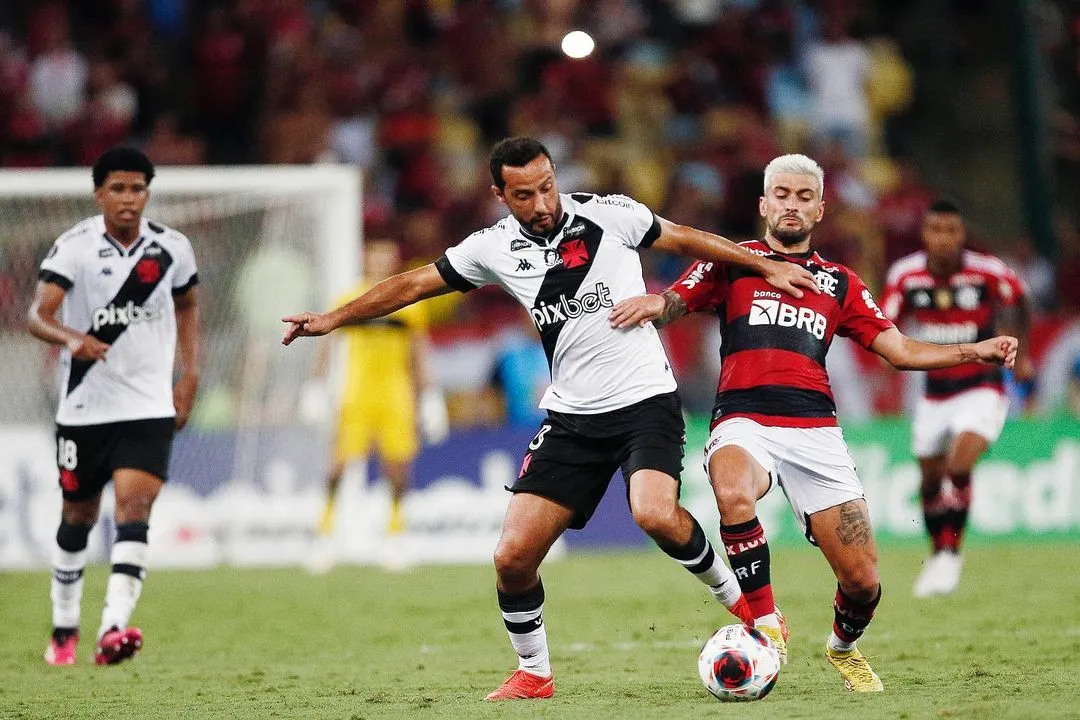 Vasco e Flamengo voltam a se enfrentar por uma vaga na final na segunda (13)
