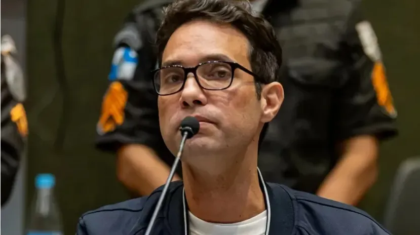 Jairo de Souza durante audiência sobre o caso da morte de Henry no Tribunal de Justiça do Rio