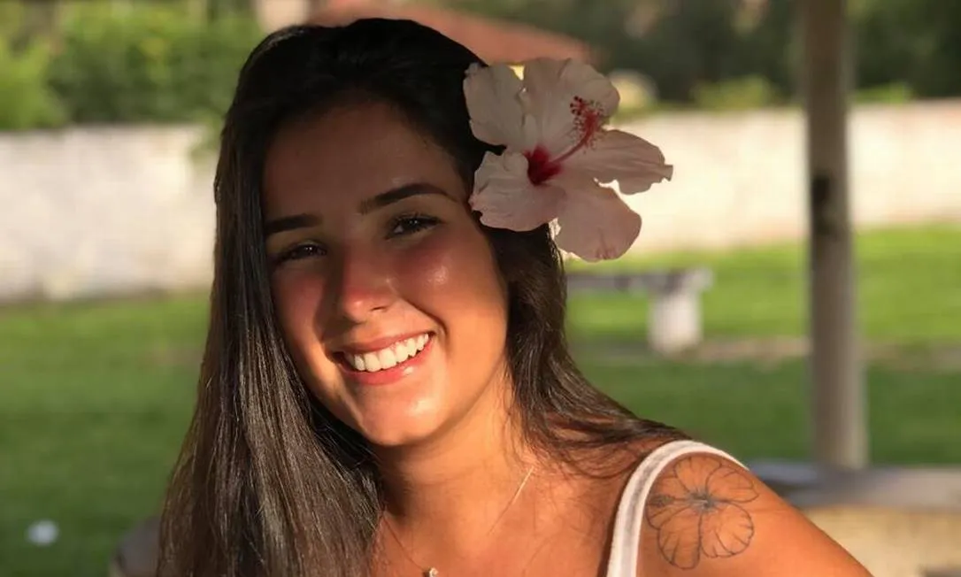 Maria Fernanda tinha 20 anos quando morreu no acidente