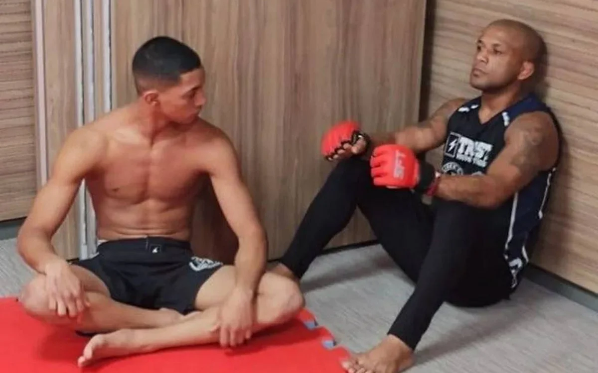 Paulo e Betão são lutadores profissionais de MMA