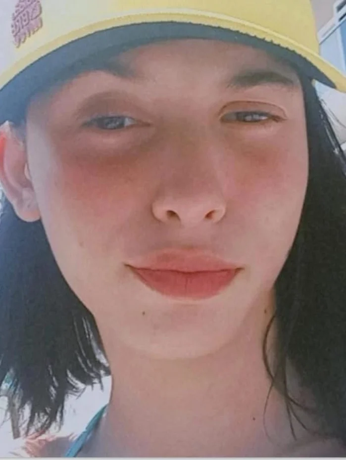 Sara Araújo Abreu, de 14 anos, desapareceu no último sábado (13)