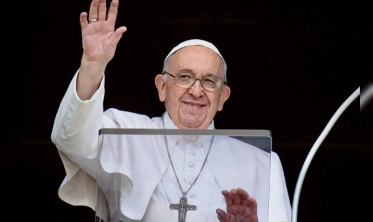 Papa criticou bispos que apoiam leis que criminalizam a relação entre pessoas do mesmo sexo