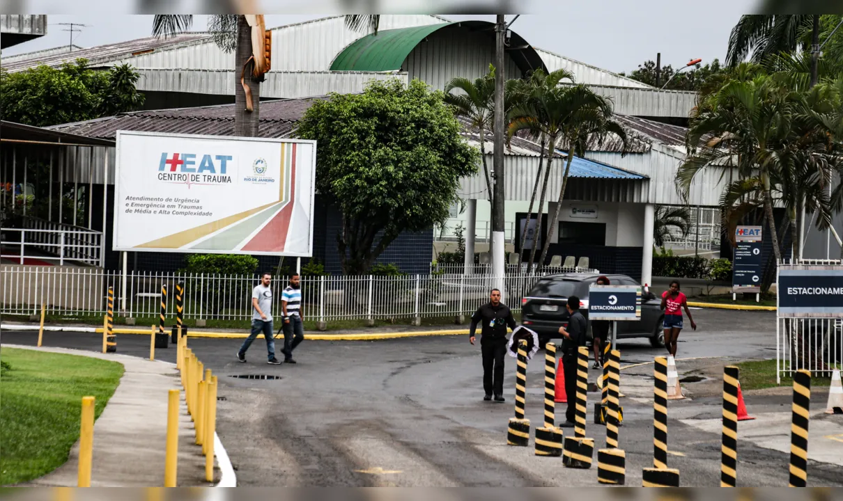 As vítimas estão internadas no Hospital Estadual Alberto Torres