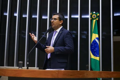 O relator do projeto, deputado Marcelo Queiroz (PP-RJ)