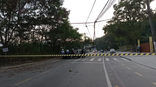 Local está bloqueado e o trânsito foi desviado