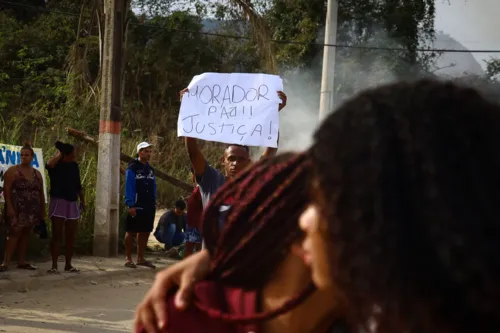 Moradores da região fizeram um protesto