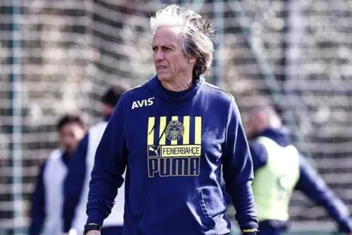 Jorge Jesus está livre no mercado após não renovar com o Fenerbahçe