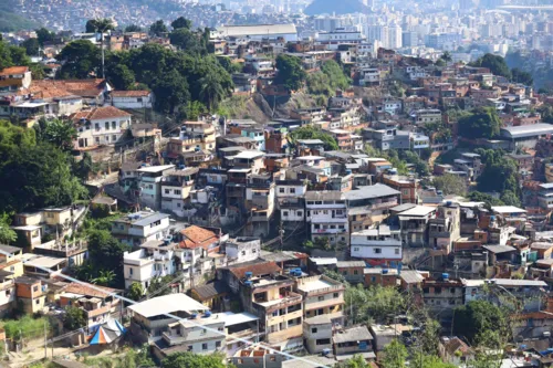 Ação aconteceu no Complexo de Favelas do Prazeres, no Rio Comprido