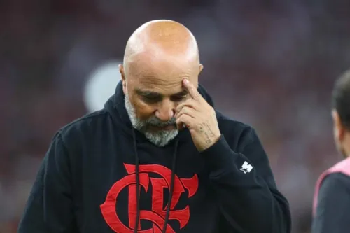 Sampaoli se defendeu das críticas pelas recentes atuações do Flamengo