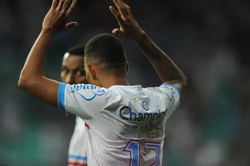 Bahia passou  pelo Santos também nos pênaltis