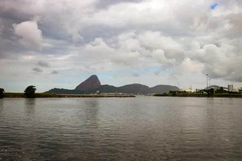 O céu ficará com  muitas nuvens até a próxima quarta-feira (12)