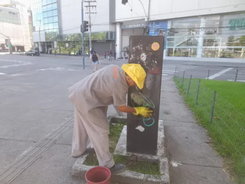 A remoção aconteceu nesta quinta-feira (19)