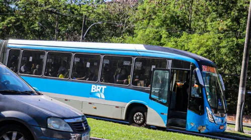 Segundo os Bombeiros, ao chegarem no local a jovem já havia morrido