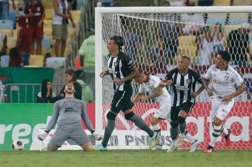 Perri fechou o gol no segundo tempo