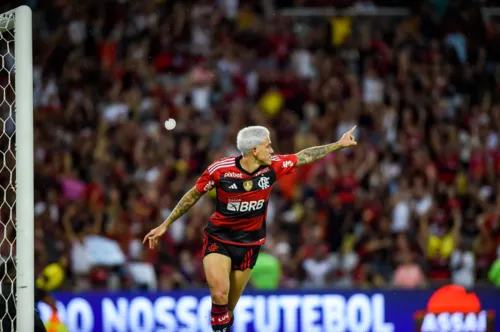 Pedro marcou o único gol da partida e é a esperança do time no torneio