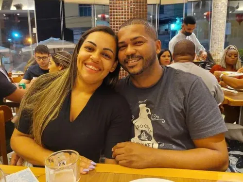 Juliana e Erick estavam juntos desde a adolescência e tinham três filhos