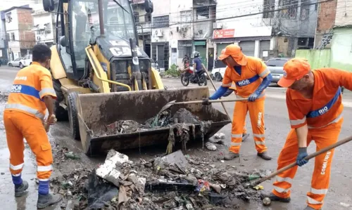 A chuva de ontem causou transtornos em vários bairros da cidade