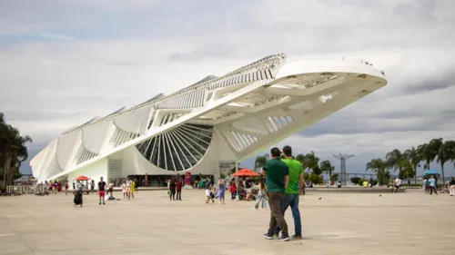 458 anos da cidade é marcado por festa por diversos espaços e regiões