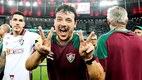 Imagem ilustrativa da imagem Diniz completa 100 jogos no comando do Fluminense: 'Lugar especial'