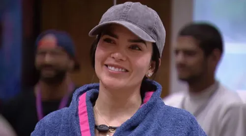 Dania saiu deixou a casa do BBB e deve prestar depoimento nos próximos dias