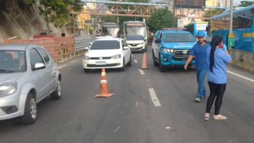 Mulher é atropelada na manhã desta terça