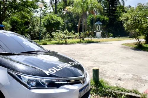 Igreja de Santa Terezinha foi invadida em Camboinhas