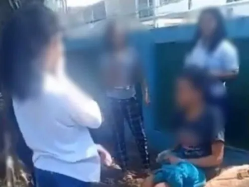 Jovem sofreu bullying dentro de escola