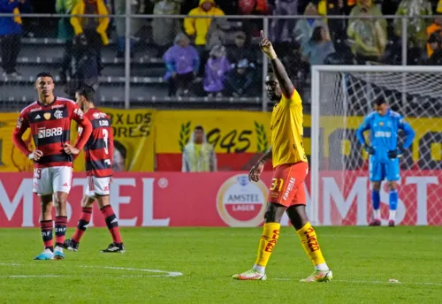 Eryc Castillo marcou o gol de empate na partida