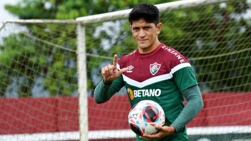 Cano é o artilheiro do Fluminense na temporada