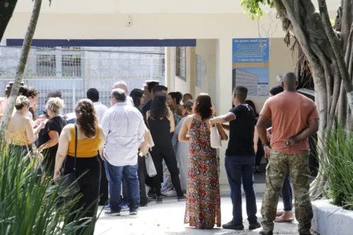 Durante o velório, a família preferiu não falar com a imprensa