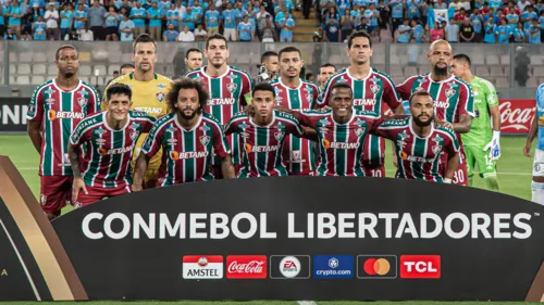 Tricolor busca vitória para se isolar na liderança do grupo