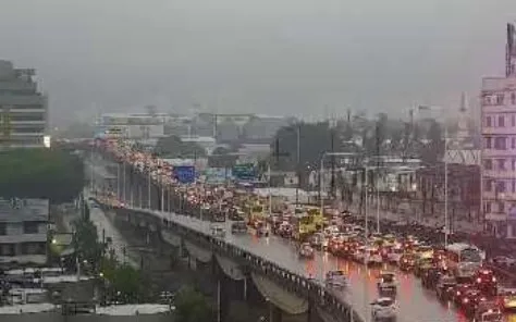 A lentidão se arrasta principalmente no trecho da Reta do Cais