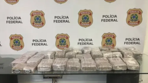 Polícia Federal prende homem com 30kg de maconha