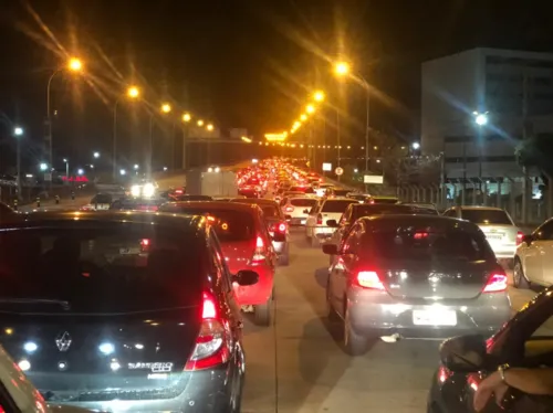 Ponte Rio-Niterói segue passando por lentidão durante trajeto