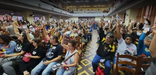 Categoria decidiu pela greve em assembleia nesta quinta (11)