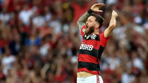 Léo Pereira marcou o gol da vitória aos 48 minutos do segundo tempo