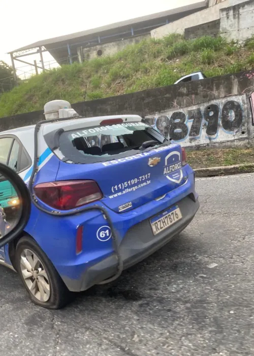 Homens armados anunciaram roubo gerando um confronto durante a escolta de uma carga