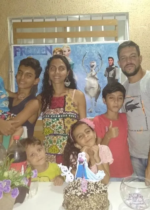 Imagem ilustrativa da imagem Família vai doar órgãos de jovem vítima de acidente com carreta