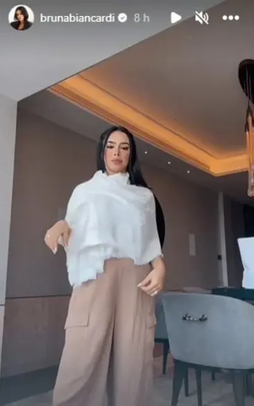 Bruna compartilhou a roupa que estava usando hoje com seus seguidores