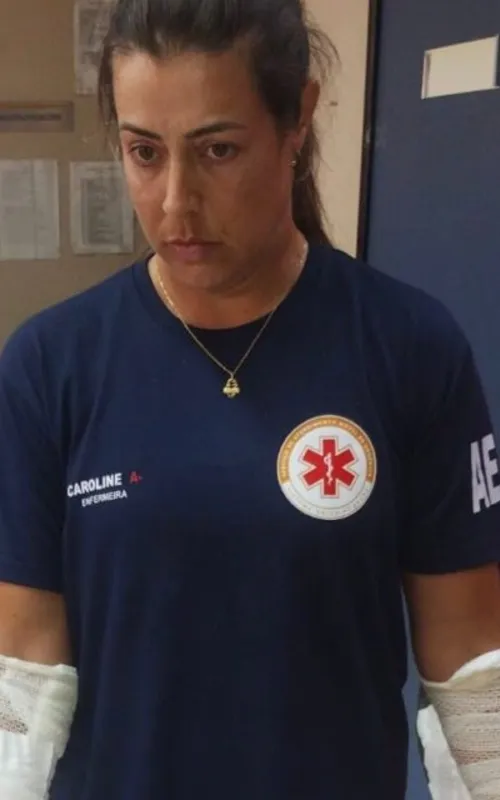 Caroline teve escoriações pelo corpo e foi atendida no Hospital Municipal Lourenço Jorge