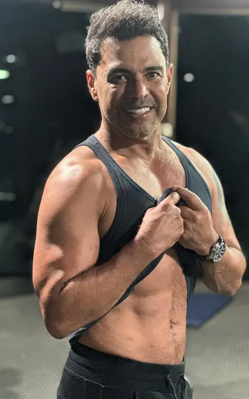 Zezé di Camargo precisou emagrecer devido a problemas de saúde