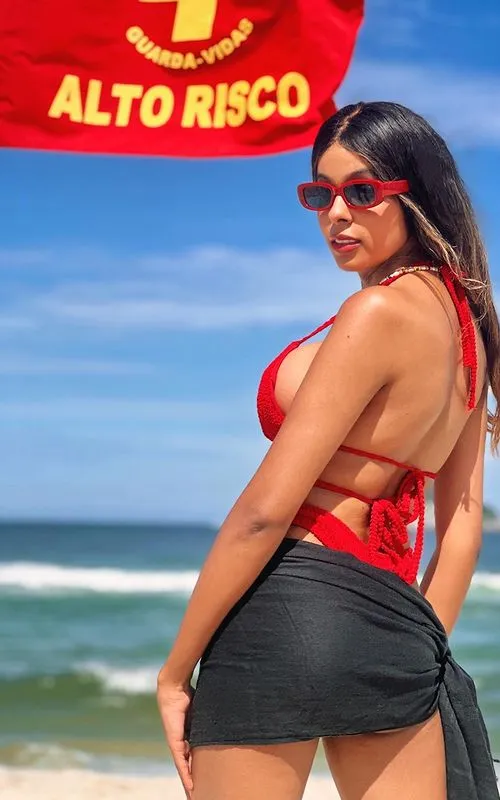 Cantora fez web suspirar com foto