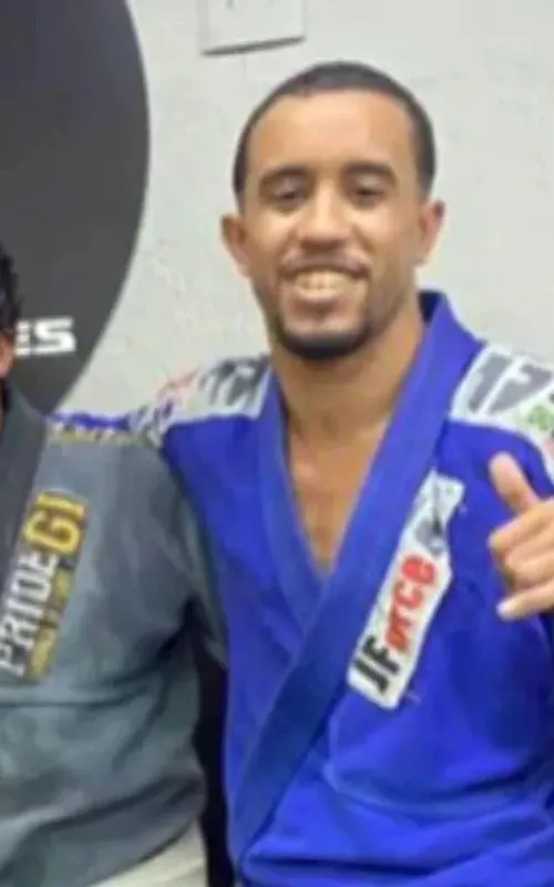 Vinicius Leone Gedes Soares e Mateus Vandre Farias dos Santos